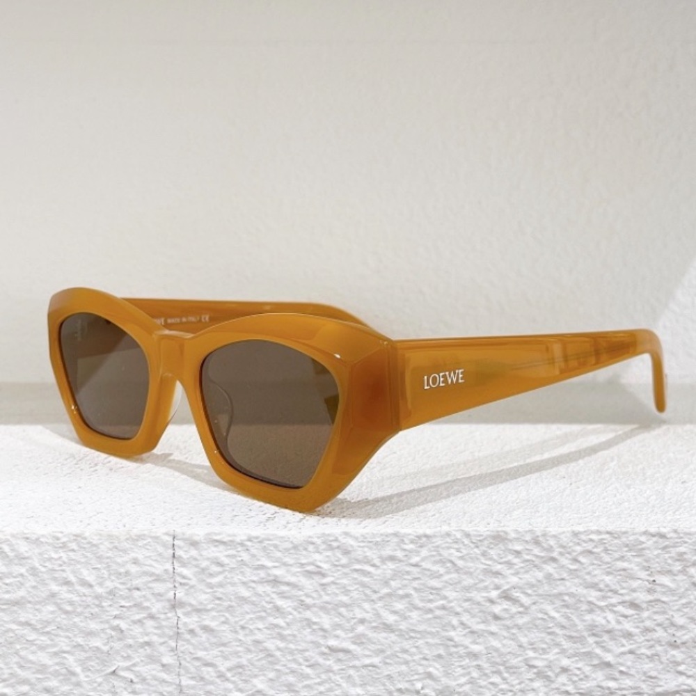 Loewe cate eye sunglasses